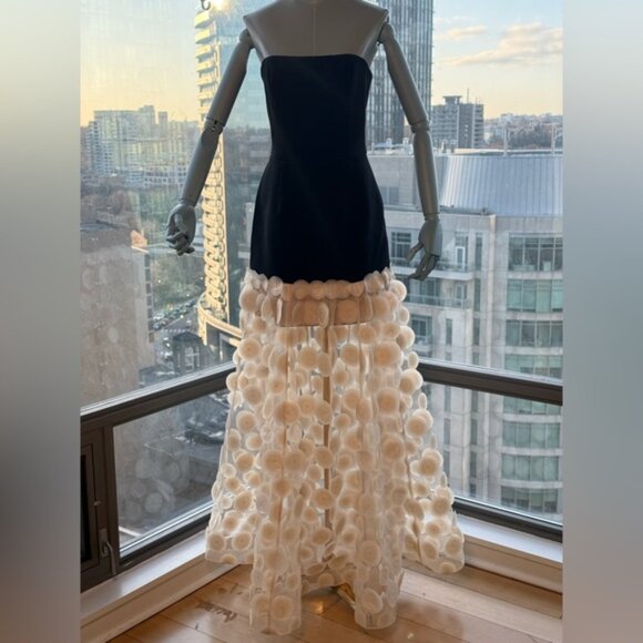 🆕 BRONX & BANCO 🧿 NWOT Harper Strapless Beige and Black Gown, Sz L US 8 - Picture 3 of 14